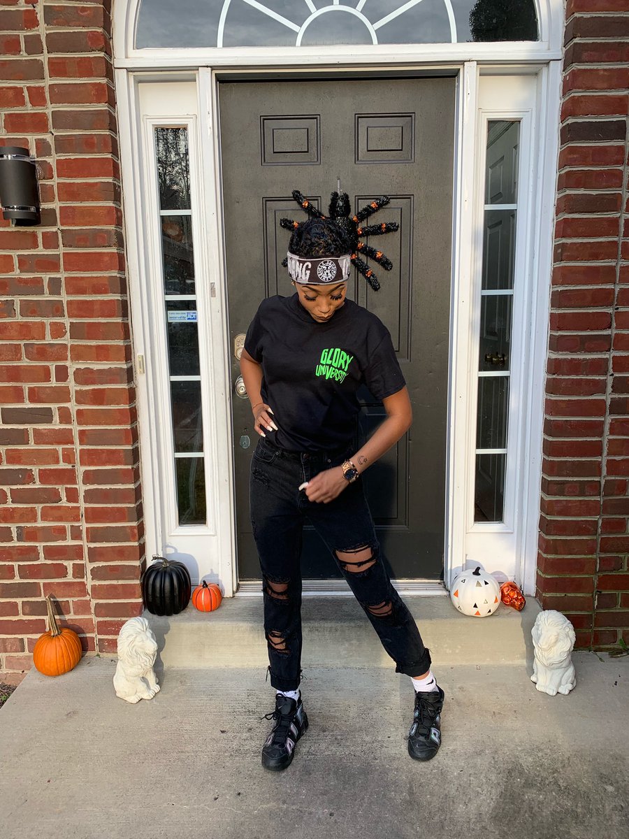 BADCAY's tweet photo. GLO31st🧟‍♂️ https://t.co/aJ7fvWRIyl