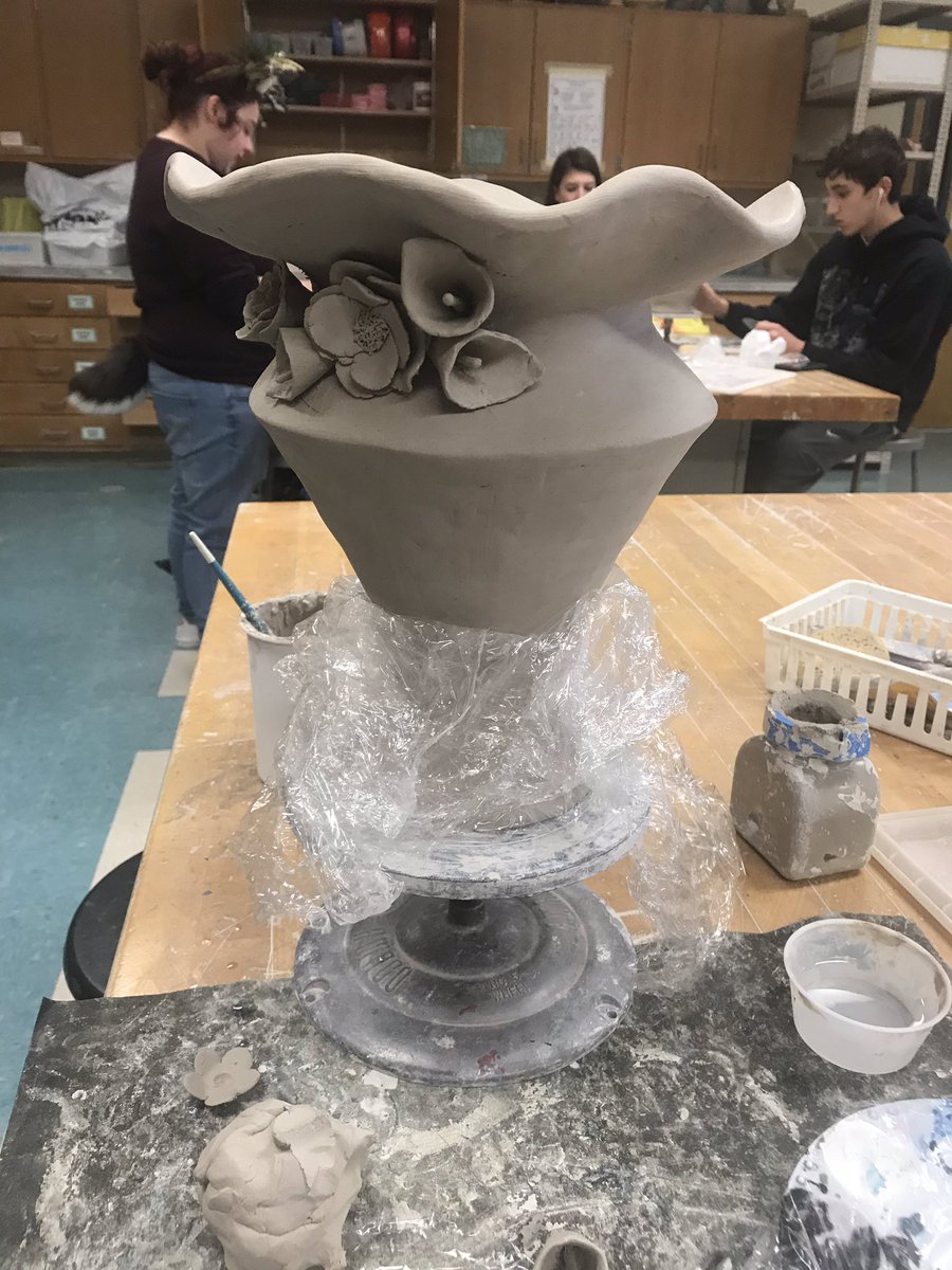 KilninIt's tweet photo. Ceramics A students are blowing me away with these coil pots! https://t.co/0Zhttq8oXD