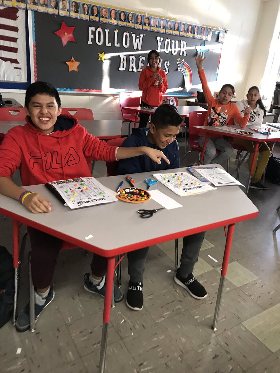 cocom1226's tweet photo. Teaching some culture and language to our #newcomers #enl #Halloween2018 #reading #vocabulary #vocabularybingo #ewmms 🎃👻 https://t.co/zI3RWLmxXo