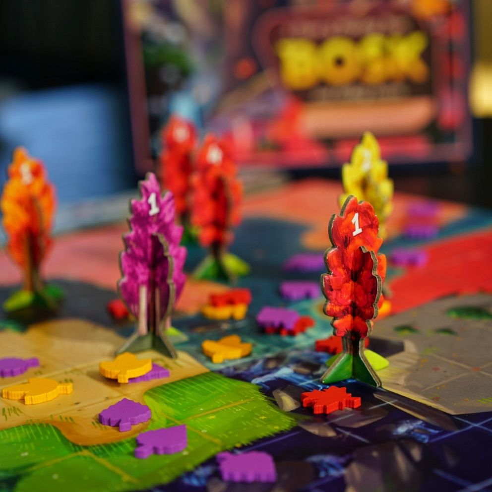 FloodgateGames's tweet photo. 🍂 Happy Halloween! 🍂
Here are some Halloween TREEts... Designed by Daryl Andrews and Erica Bouyouris, and art by Kwanchai Moriya; Bosk will be releasing directly to retail late Spring 2019! https://t.co/LdYvbriYy5