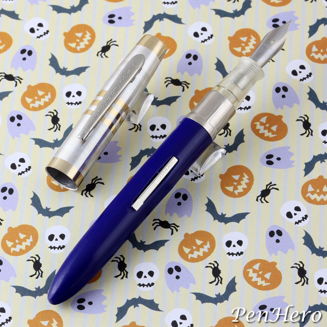 PenHero's tweet photo. Tuckersharpe Inkmaster fountain pen in navy blue c. 1950s
#pencollecting #fountainpen #tuckersharpe #eversharp #wingflow #esterbrook #easyflow #penhero https://t.co/mzjAGTAxzV