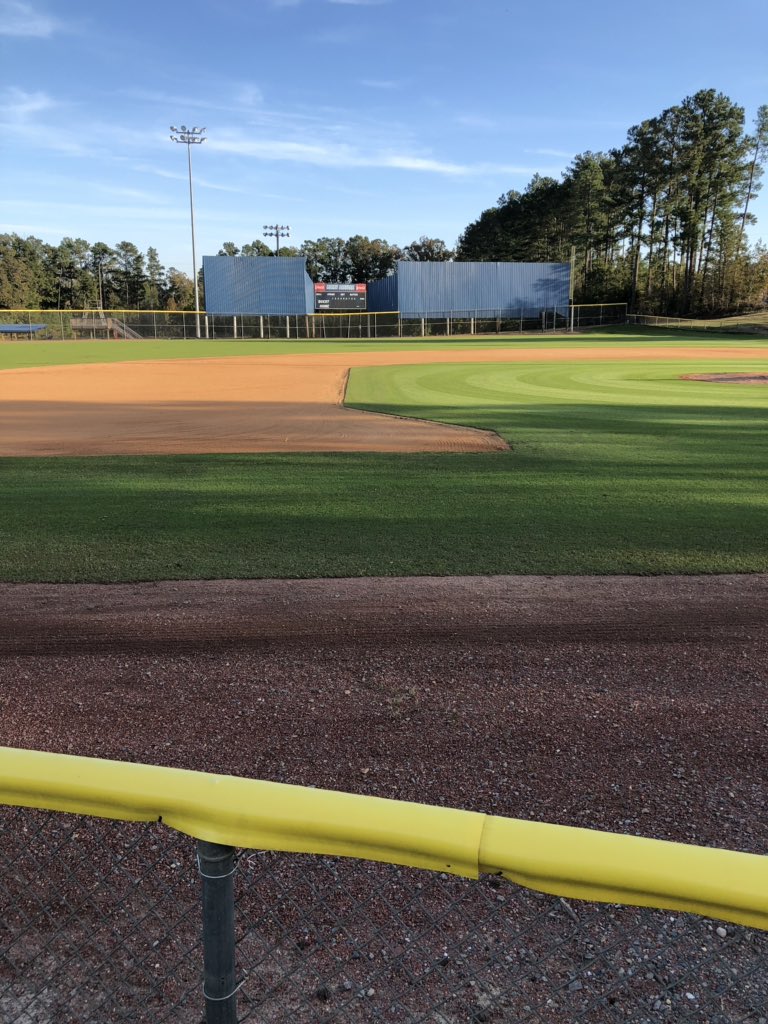 UPHS_Baseball's tweet photo. All dressed up! https://t.co/cvyzaorIFa