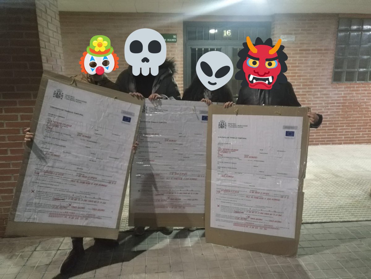CCOOMadridJoven's tweet photo. [Comarca de Las Vegas]

⚠️Mucho cuidado si esta noche sales... y no, no hablamos del muñeco diabólico... estos contratos precarios sí que dan miedo 😱 https://t.co/2YL36n3qWr
