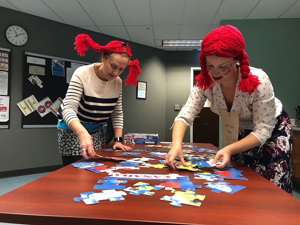 SylvieFBerube's tweet photo. Thrilling #WTRegion #ESDCCC fundraiser at this year's second annual Library Square chair race! Surprised by the skill testing stations including assembling a puzzle. Great enthusiasm and fun had by all! https://t.co/XsR0wwjfOw