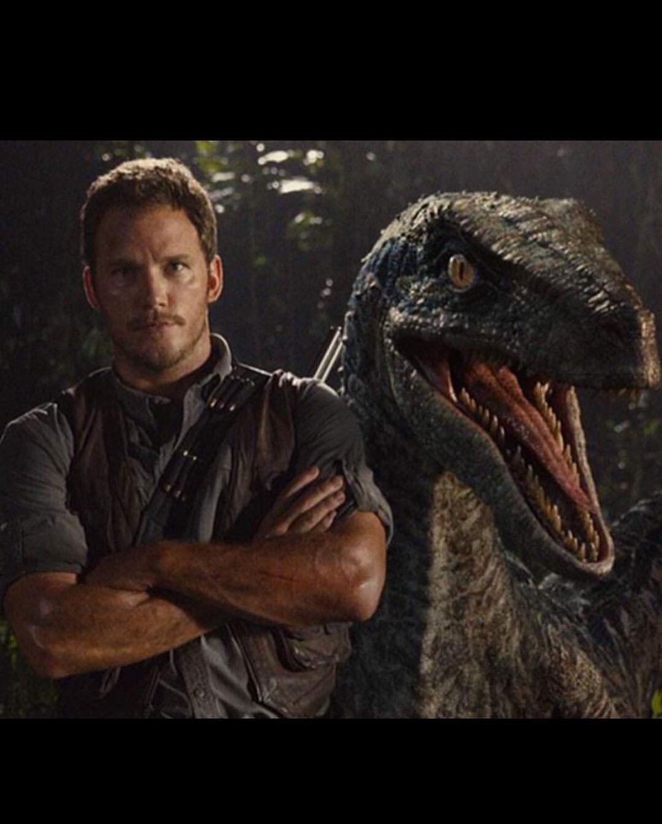 Who wore it better? Edgar or <a href="/prattprattpratt/">Chris Pratt</a> ?

#happyhalloween from <a href="/JurassicWorld/">Jurassic World</a>