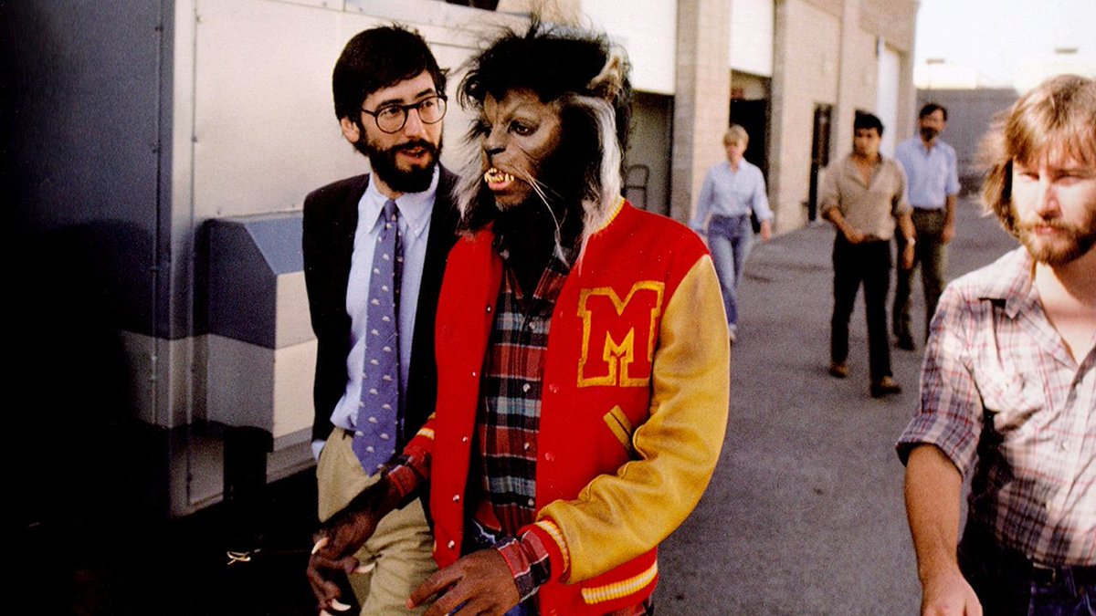 AndyMauger4's tweet photo. #JohnLandis, @MichaelJackson, & @TheRickBaker preparing to film #Thriller. 35 years & it's still great.
#MichaelJackson @MasterOfMenace #VincentPrice #RickBaker #TomHester #TonyGardner #GregCannom #TimLawrence #KevinBrennan #ShawnMcEnroe #LanceAnderson #DavidMiller #DaveMiller https://t.co/ind7l812PC