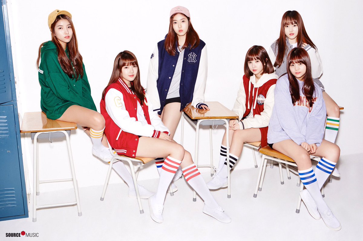 GFriend: 2016 Season's Greetings: High school students. 2017