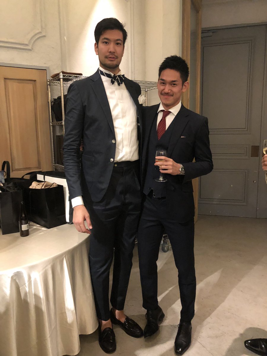 大迫衝 先日の友達の結婚式二次会にて 5センチ やっぱり大熊と知り合い 大迫衝 先日の友達の結婚式二次会にて 5センチ やっぱり大熊と知り合い