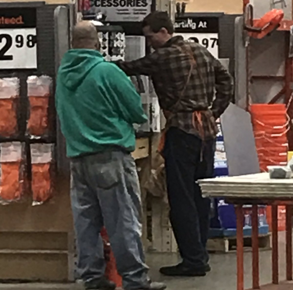 YolandaFoster18's tweet photo. The is D28 Mike cutting keys. Mike is a phenomenal associate. Thank you for taking care of our customers #LegendaryCustomerService @CornelyHD @Lorrainbutler @dennison_bryan @BigDogg4114 @sktrih_sandy @santamistress @atomant66 https://t.co/XwwEkzm6m5