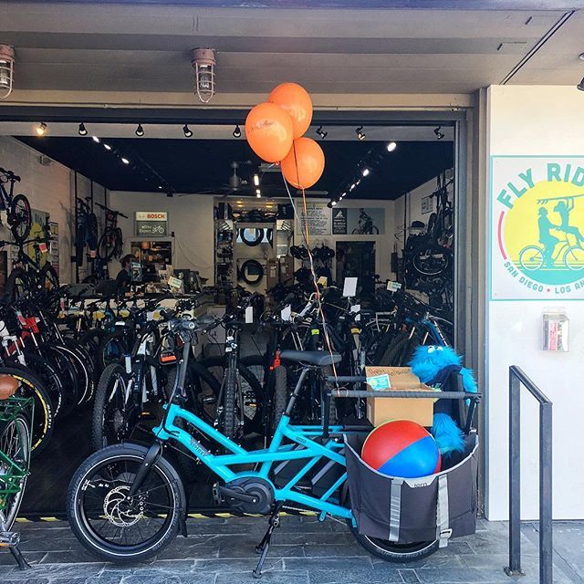 SDFlyRides's tweet photo. Happy #halloween from #pillagethevillage !!! The #tern GSD was mighty festive 👌 #sdflyrides . .
.
.
.
.
.
.
.
.
#ridesofly #lajolla hey #sandiego #ebike #ebikes #electricbike #ebikelife #singletrack #socalbikes #sandiegobikelife #mountainbikelife #mountainbiking #getoutside … https://t.co/X86O6noh8a
