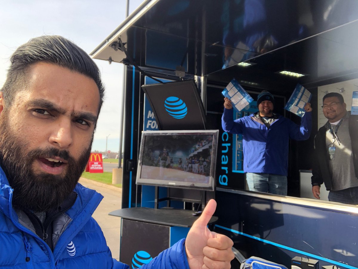 #ATTMobileretail coming to you from Turtle Lake, WI. Day 2! Thank you all that attended, tomorrow is our last day! Come join our AT&amp;T Family!!#attroadshow #distributionisourthing @BrianWest_NP <a href="/fjdevereux/">Fred Devereux</a> @brianjshay <a href="/shawnglinski/">Shawn Glinski</a> @AhsanMelwani <a href="/bpeterson407/">Bryce Peterson</a> <a href="/SamCoonMNP/">Sam Coon</a> <a href="/gigem96r/">Ray Aguirre</a>