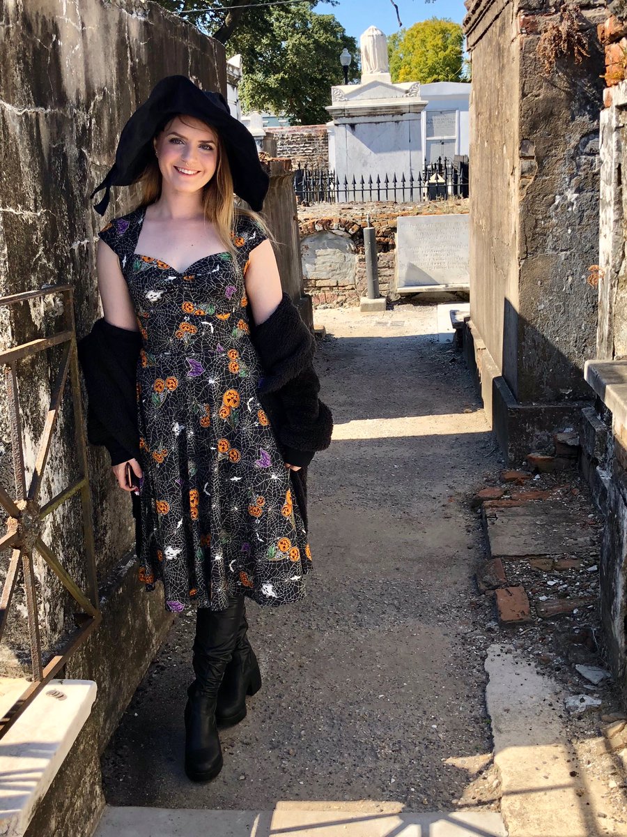 MarylinMonroach's tweet photo. St. Louis #1 cemetery in NOLA last week
📸: @MasterSanno https://t.co/Cf9yLv9xAy