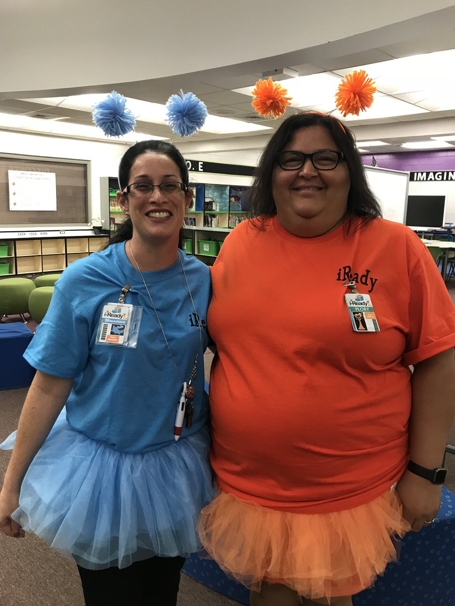 pbandjellis's tweet image. Snargg and Plory visit Wilson Elementary for character dress up day. #ireadyfl #ireadystudybuddy #wilsonelementary #iready