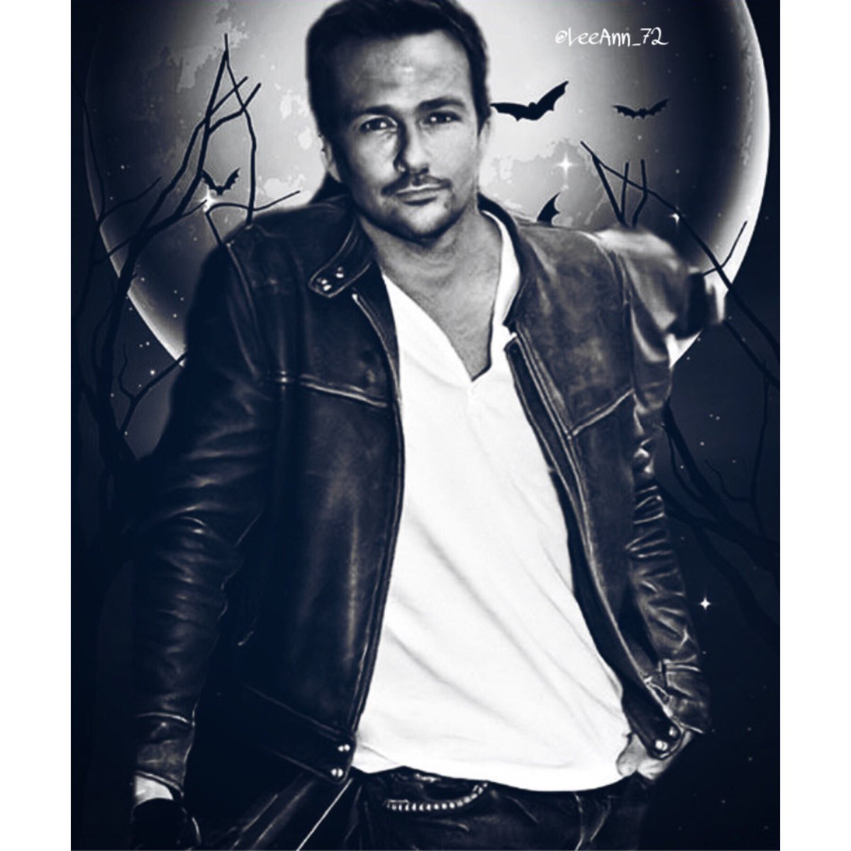 72_leeann's tweet photo. Trick or Treat 🎃 @seanflanery #janetwo #shineuntiltomrrow https://t.co/sAIzEn7kdj