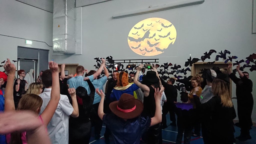Kilpatrickscho1's tweet photo. Our children and young people ( and the big kids ) had fabulous fun at our Halloween party ! 👻👻👻 A huge thank you to our DJ @steviepearson09 for providing the music! 👻👻👻 https://t.co/N9Ah6bj0hm