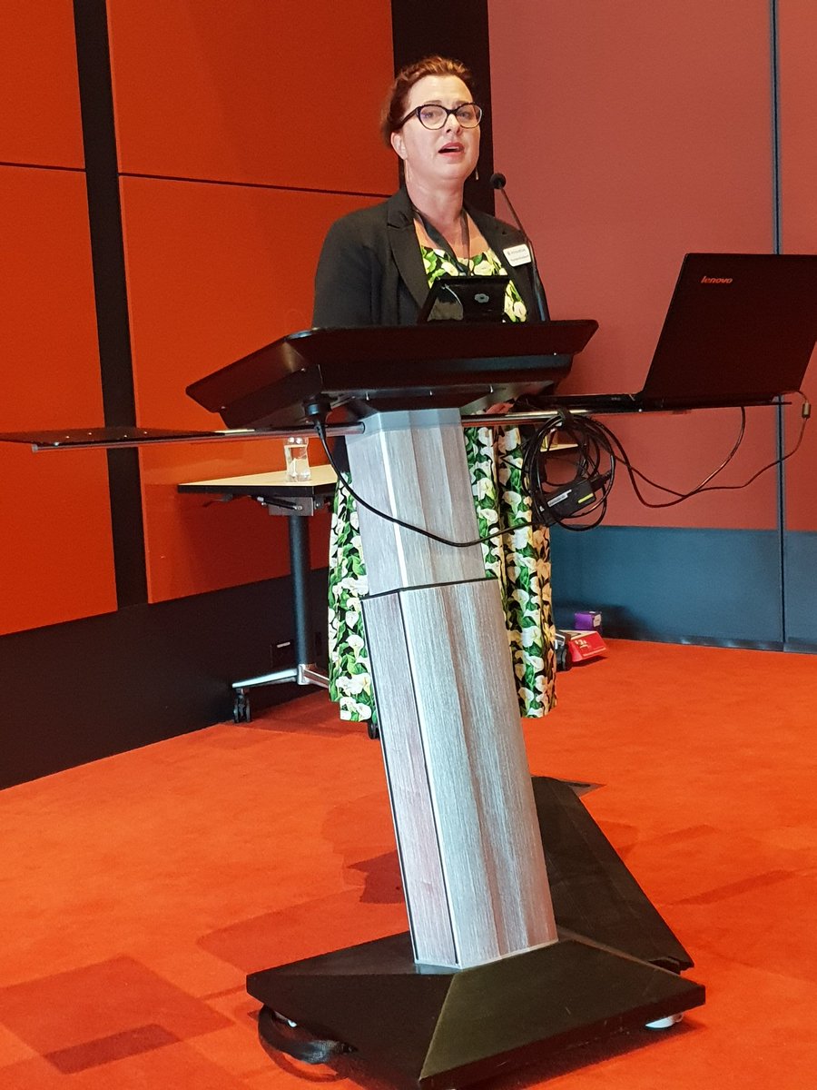 KRoyce_Martin's tweet photo. Rochelle Wordsworth talking on ANZ support and services. #AIUG2018 https://t.co/aJrrg6e48G