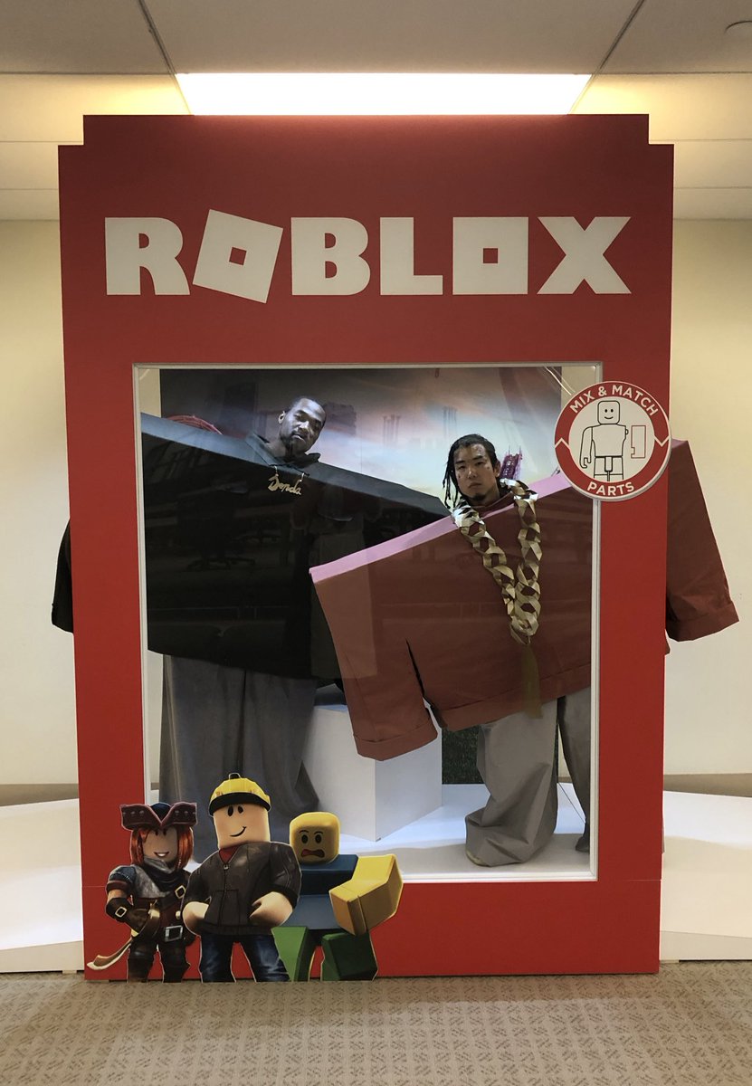 Bwoah On Twitter Kanyewest You Said You Gotta To Do The Roblox Version Roblox Just Did The Ye Version And Won The Halloween18 Costume Contest Thanks For Being My Inspiration Dinner Is - roblox version 2018