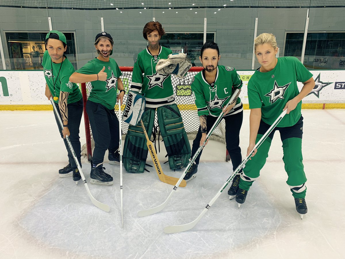 Our captains definitely embraced the Halloween spirit! You may or may not recognize them! 😆🏒🎃⭐️ 
#Segs #Rads #Bish #Benn #Klinger #DSIGcaptains #icegirls #beloudweargreengostars