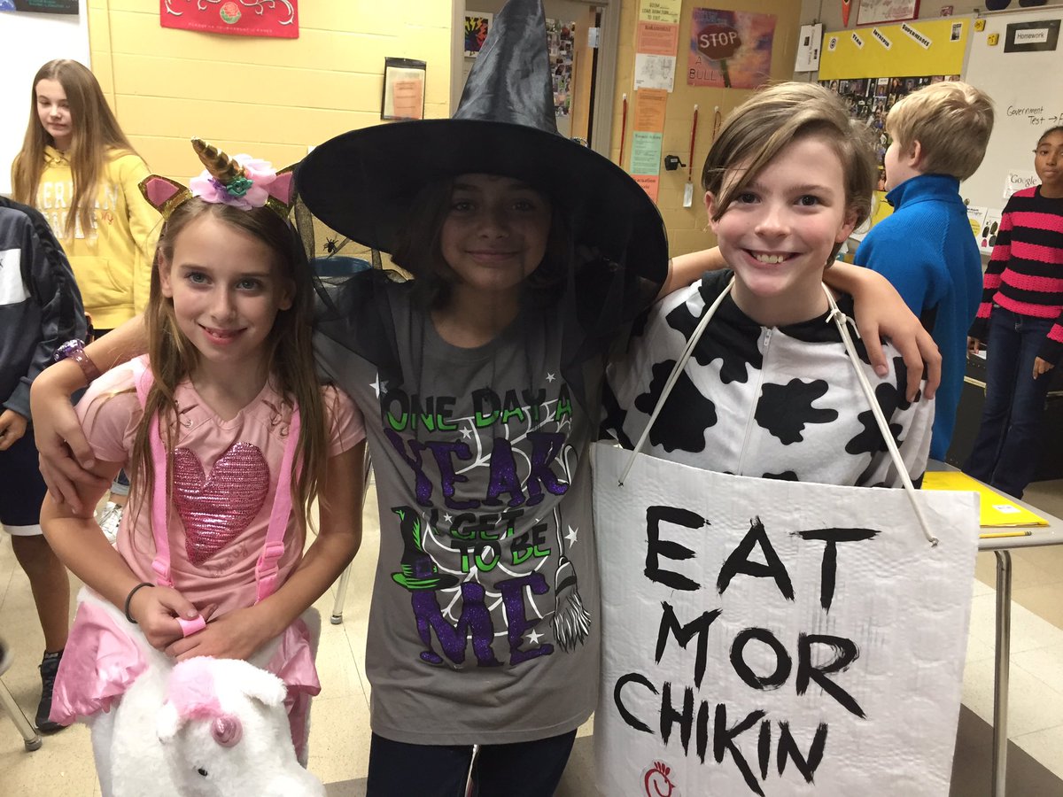 TeamIntrepidMCS's tweet photo. Team Intrepid students loving their costumes! https://t.co/olXQKgqATb