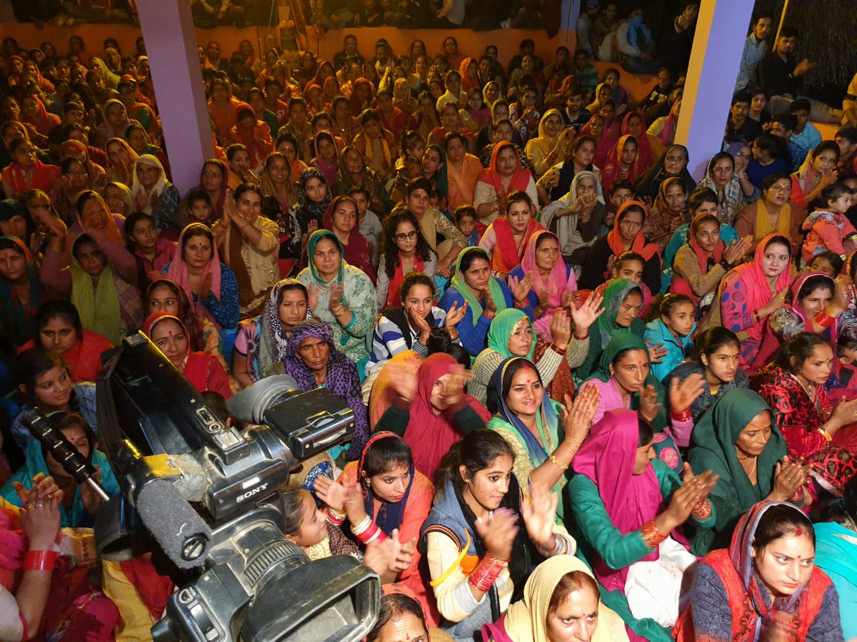 ajay_mlnanda's tweet photo. Glimpses of #ChandiMaa #Jagran at Village Quoon, #AgharJitto (Katra) in #Reasi District of J&amp;K State, 31/10/2108 night. https://t.co/Yd3zhA7BGe
