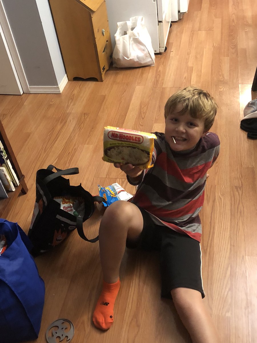 3 bags of Halloween treats and his favourite was #mrnoodles from <a href="/brad_nasty/">Prad Barsonage</a>