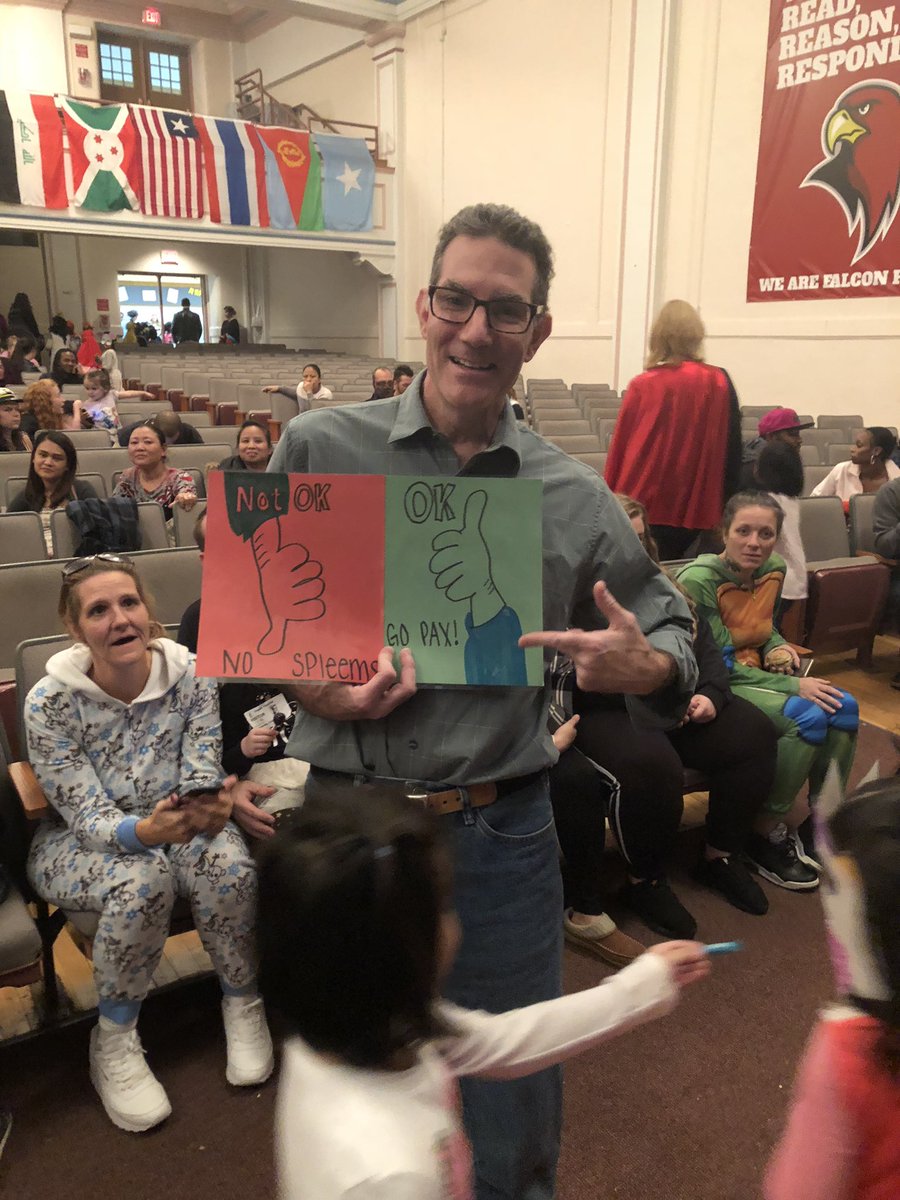 Another Champion Day @FranklinElem2! Started with our 5th grade Behavior Incentive and ended the day with hundreds of smiles during our parade! <a href="/SyracuseSchools/">Syracuse City School</a> #SCSDSuccess <a href="/SCSDCulture/">Nicolle L Haynes</a> #PaxChampion