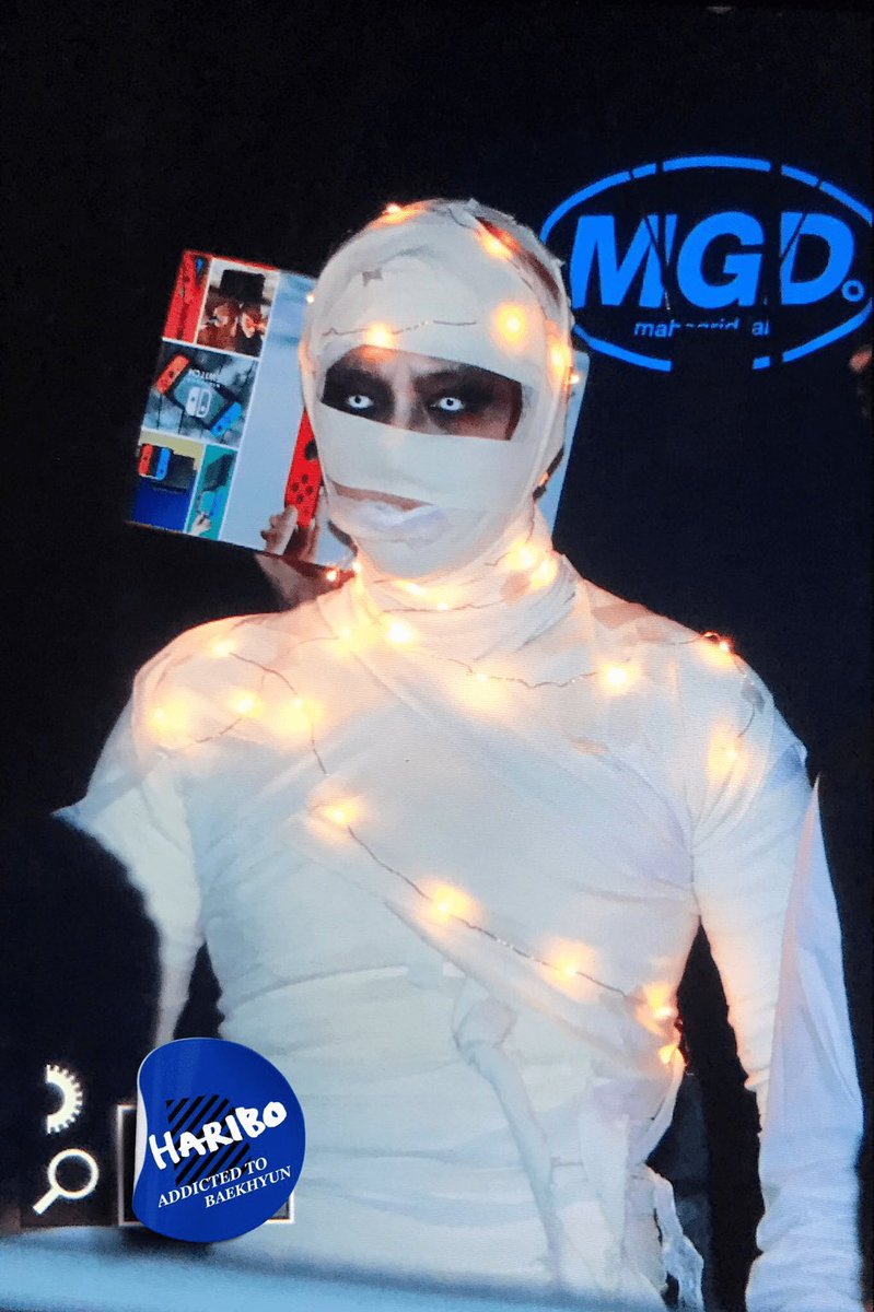 Dq4YM2pWwAA5Z14?format=jpg