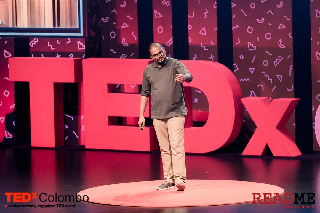 bearappeal's tweet photo. Talking of exotic adventures, #TEDxColombo is definitely one worth mentioning. Here's @yudhanjaya, doing what he does best, while wearing what he likes best ;)

#WearBear

Photo courtesy of our buddies at @readmelk https://t.co/VmnuB5sQTK