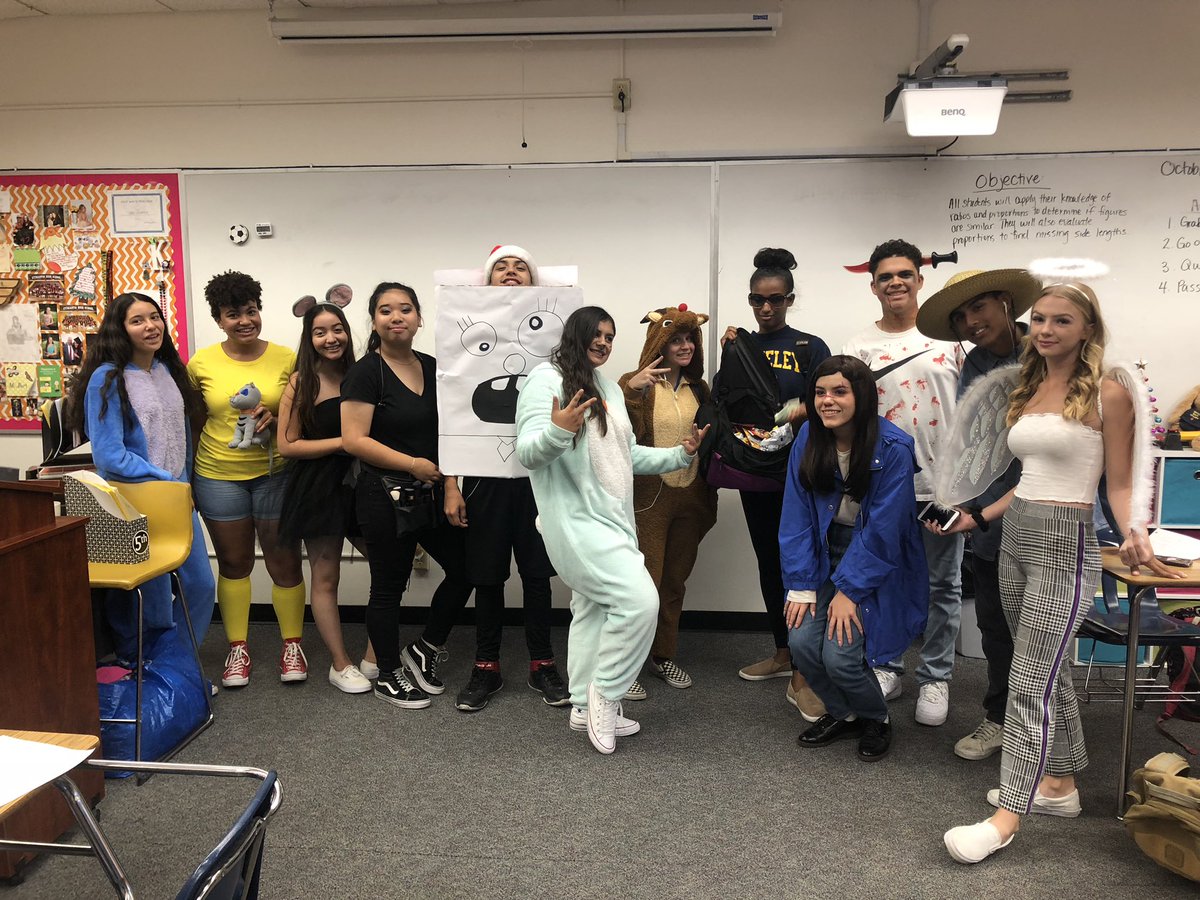 krystleburt's tweet photo. I loved seeing all my students dress up today! Happy Halloween Eagles!! Be safe tonight. https://t.co/iOG2bv6aGP