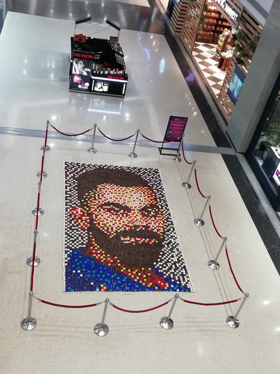 abaashewale's tweet photo. @imVkohli World's Largest Clay Diya Mosiac Of Virat
@viratkohli @abaashewale #4480 #6color https://t.co/pKmIZiM4nF