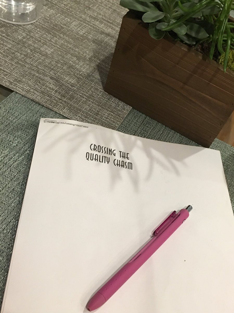 MelBreggs's tweet photo. Reading some scary stories on Halloween. ๐ฎ #QIwork https://t.co/fsIiONjuEw