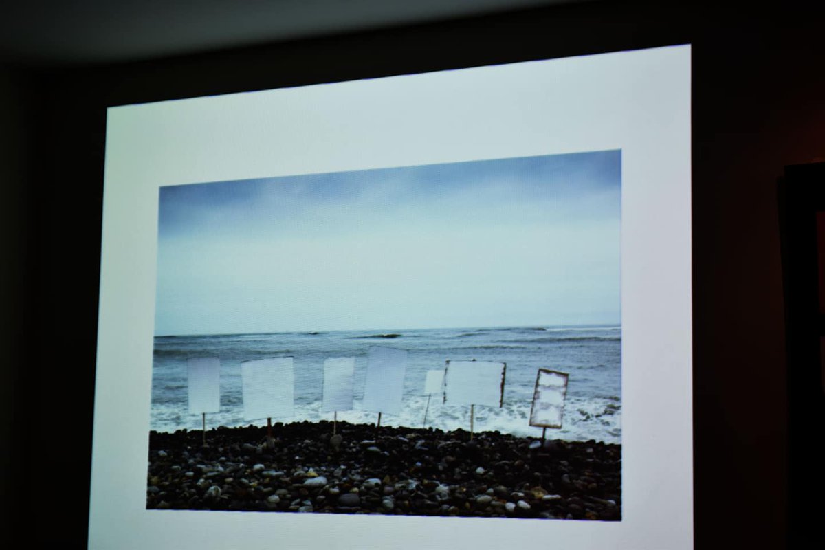 EPeruanos's tweet photo. Se realizó el conversatorio 'Fotografía Conceptual' a cargo de Maricel Delgado, quien cuenta con una larga trayectoria dentro de este arte, gracias al Festival de la Luz en el auditorio de la Universidad de San Martín de Porres el pasado 19 de octubre. #Redacción18 https://t.co/KMQ9CPwokZ