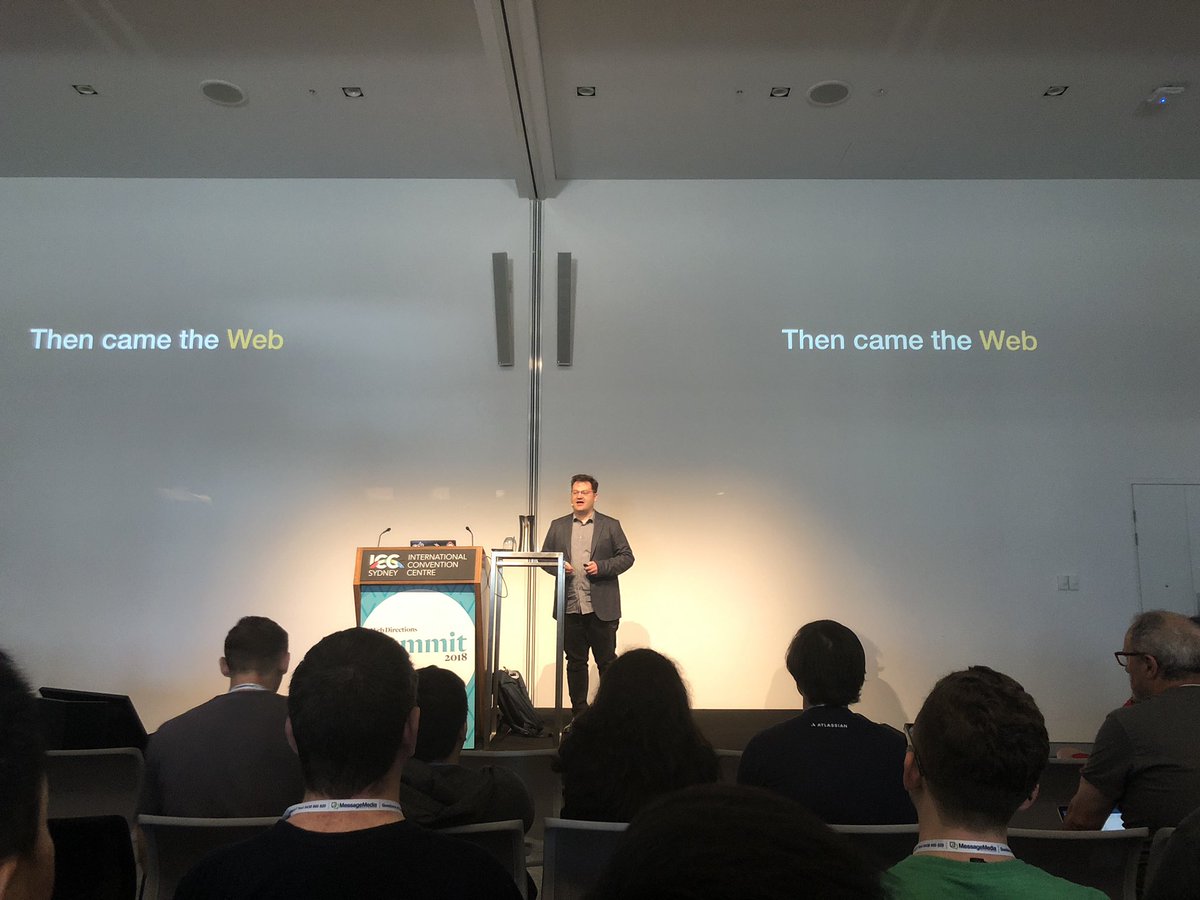 leocaseiro's tweet image. Learning about http2 and #serverpush with @mnot at #wds18 #webdirections