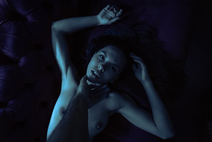 1 pic. #Eveningmood with @milanamaylove . So far so sweet. #erotic #nude #artporn #LosAngeles #nightcity