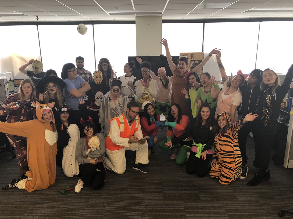 m1nd0fd0m0's tweet photo. My job is better than yours #Halloween18 https://t.co/C1vi1HmWbw