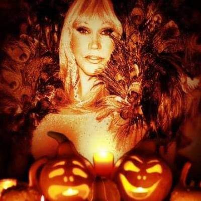 ImNotAbusadora's tweet photo. Teeeeesoros
#HappyHalloween https://t.co/fdyHcReHUW