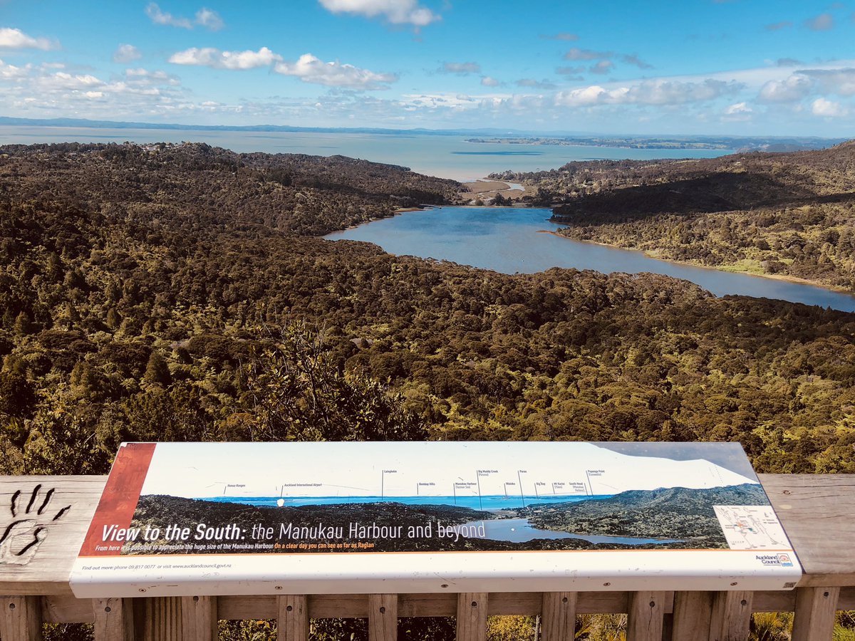 MirandaFrijns's tweet photo. When visiting Auckland a trip to the Arataki Visitor Centre at the Waitakere Ranges is a must 😍👌🏻 You’ll learn about the New Zealand wilderness, animals and Maori culture incl. scenic views over the rainforest and beautiful bushwalks 💖🌿 

#wanderlust #newzealand #travel #maori https://t.co/RTQP6VSY9G