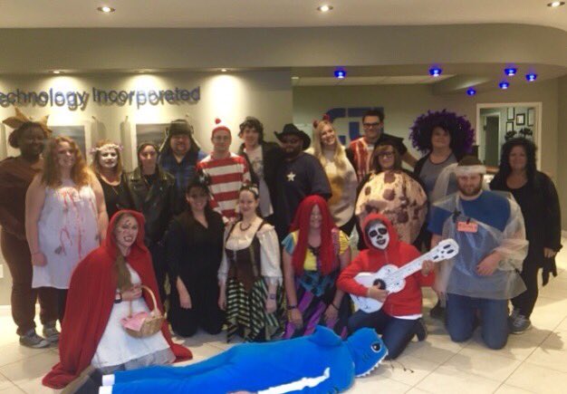 CleeveTech's tweet image. Happy Halloween! 
#Cleeve #Enable