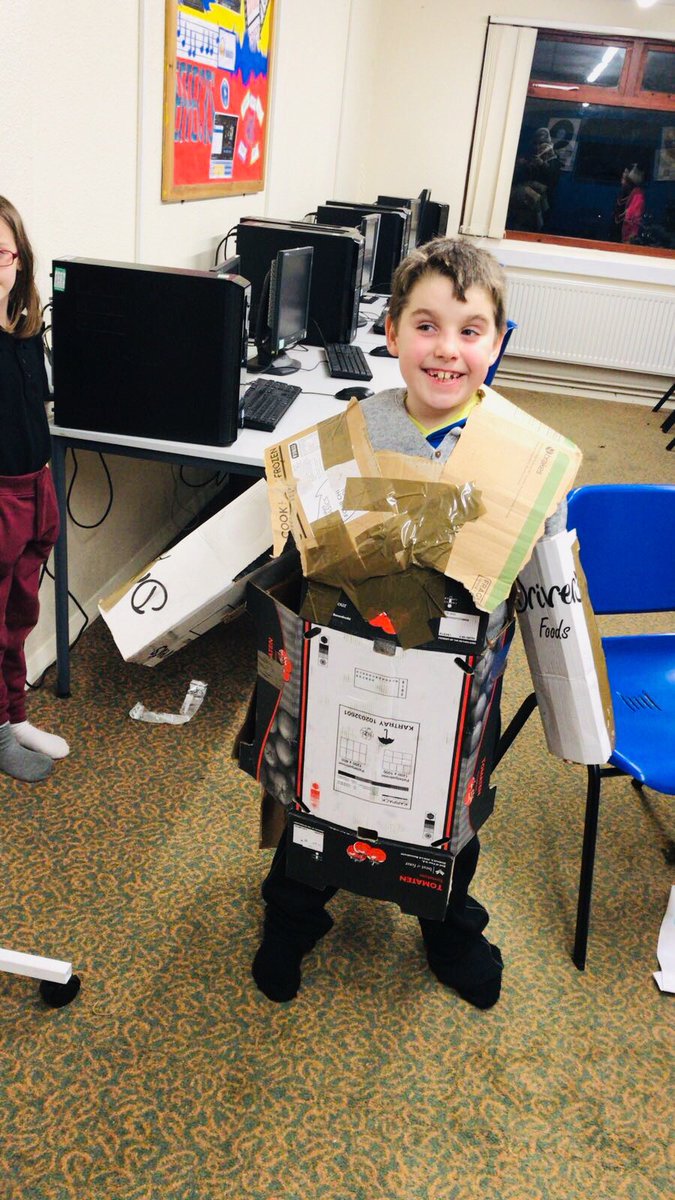 Waterprimary's tweet image. Robot Wars 🤖 followed by spooky stories with Mr. C 😱😱😱 #PGL #PGLfun #RobotWars