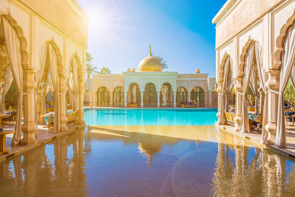 ExpediaIN's tweet photo. #DestinationOfTheWeek Exploring #TheRedCity of #Marrakesh is travelers dream come true. Stay at #Expedia VIP+ Hotel Spa- Les Borjs de la Kasbah and get an exclusive deal of Rs. 8,225 per night + Free Breakfast! Book here: https://t.co/hMYQ1Xsx3t #TravelWithExpedia https://t.co/gJLHlRp1P0
