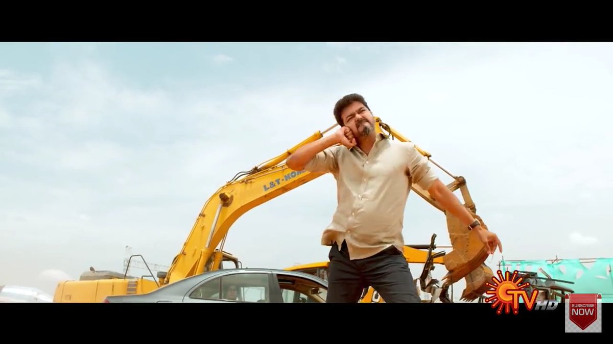 VAyyarappan's tweet photo. Idha Idha idhatha naa edhirparthen😎😎 tat  🔫 &amp;🔪 swag also in #Sarkar 👌👌  thalaivan #Thalapathy 🔥🔥🔥on theri veri mode💥💥💥

 #சர்கார்தீபாவளிin5days #5DaysForSarkar #SarkarFromNov6th https://t.co/87d3GJRekb
