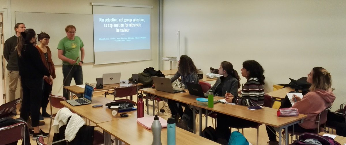 KotrschalA's tweet photo. The masters course in ethology at @Zoology_SU revisiting the group- vs. kin-selection debate. Very impressive performance!
@Stockholm_Uni
#kinselection #groupselection #evolution #behavior #impressedteacher https://t.co/3hisgJS7Oi