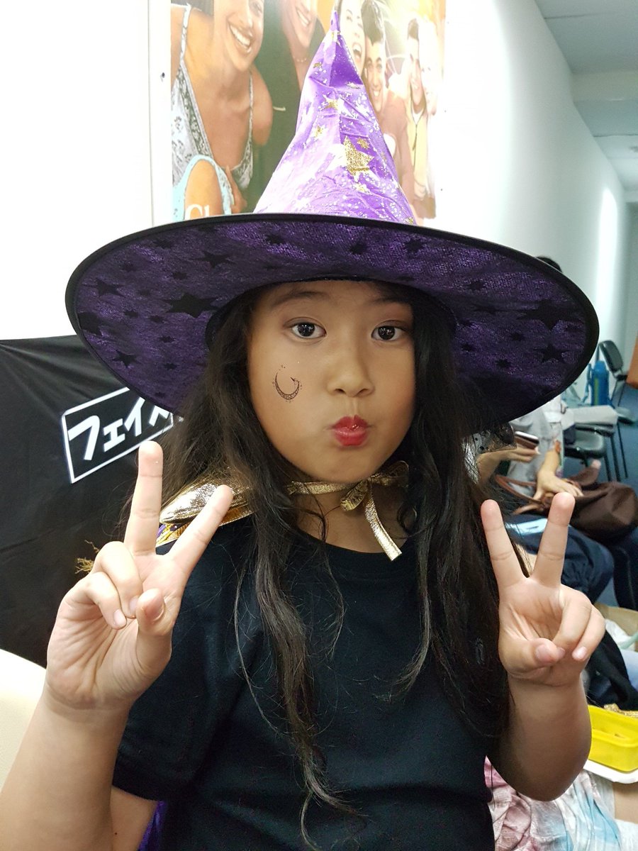 geosbangkok's tweet image. “Say BOO and scary ON” 🎃 Happy Halloween 👻 #bangkok #geosthailand #languagecenter #happyday #HappyTogether