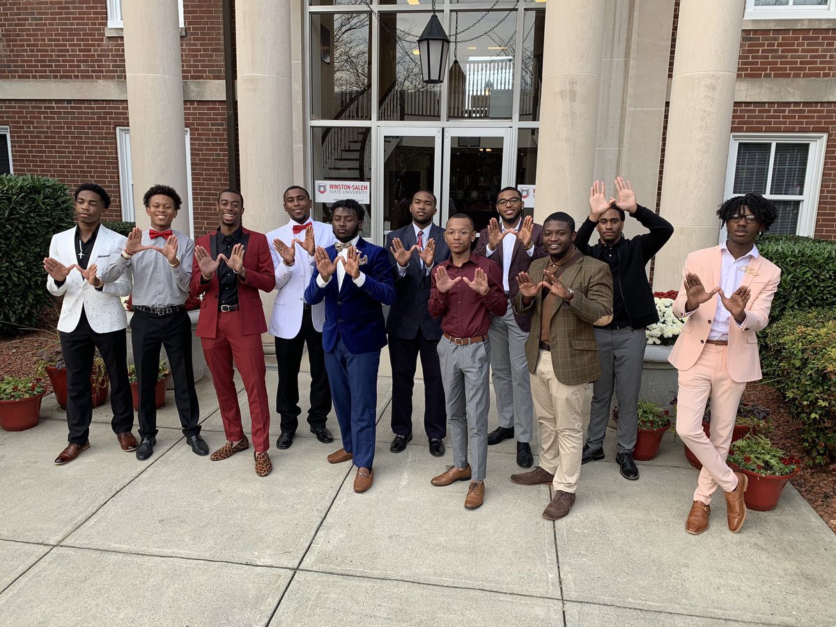 official_rbhjr's tweet photo. Next Wednesday I wanna see more #WinstonMen dressed up we making this a every Wednesday thing let’s come together and show them #WinstonWomen how a real man is suppose to look‼️‼️ #HBCUDapperWednesdays #WSSU https://t.co/2K12XXmt2z