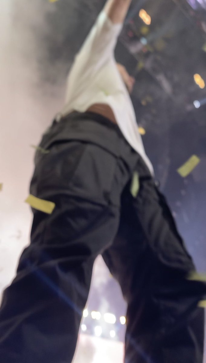 hotytylcr's tweet photo. Here’s some really pretty photos of Tyler I took!! Gn https://t.co/jwjliFuTYo