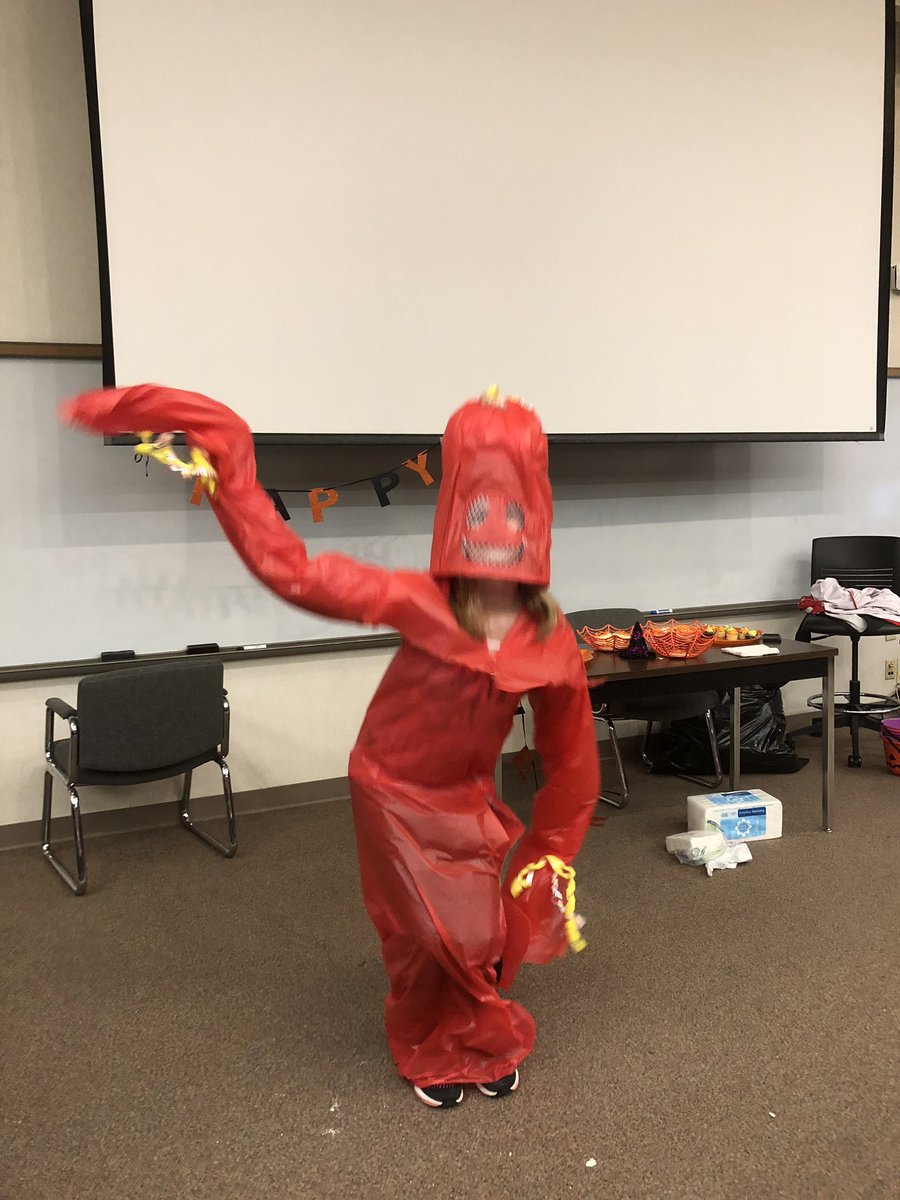 ACUGATA's tweet photo. 1st Place - Becca Hargett as that thingy outside of car dealerships (sorry we can’t remember the official name) @beccahargett /4 https://t.co/FP64L6jHf8