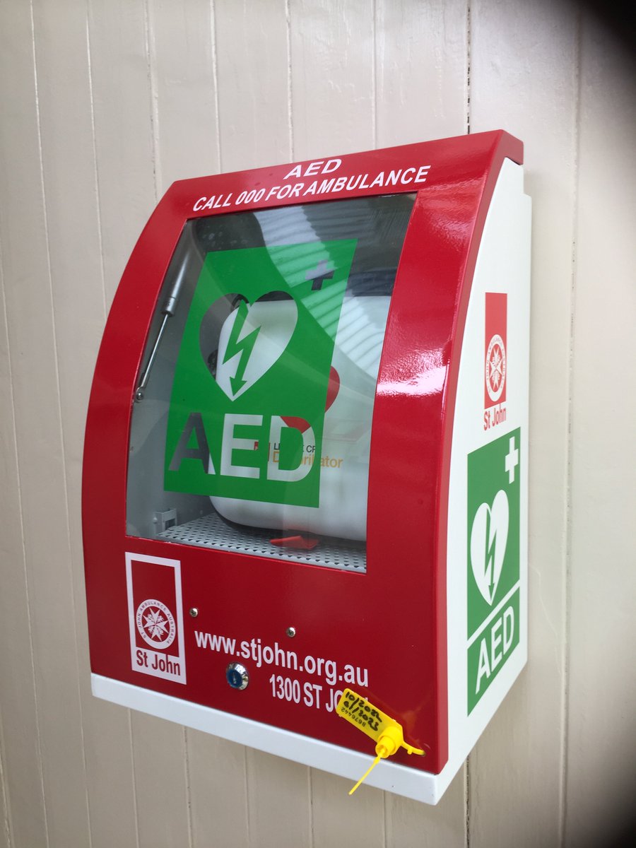 KangarooBeach's tweet photo. So the @HeartSafeKI program is getting bigger and bigger - over 30 Public Access Defibs available across @_KangarooIsland, inc new ones at @NRKangarooIs #PenneshawHotel @MercureHotel KI Lodge #AmericanRiver - well done all &amp; thanks @SjaCentral @AHASA5000 https://t.co/lDdf7pNusH