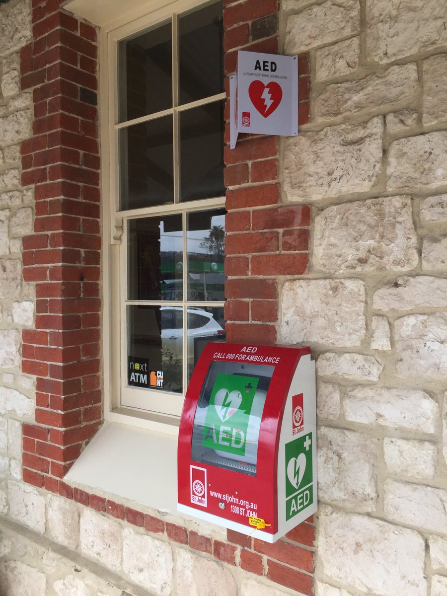 KangarooBeach's tweet photo. So the @HeartSafeKI program is getting bigger and bigger - over 30 Public Access Defibs available across @_KangarooIsland, inc new ones at @NRKangarooIs #PenneshawHotel @MercureHotel KI Lodge #AmericanRiver - well done all &amp; thanks @SjaCentral @AHASA5000 https://t.co/lDdf7pNusH