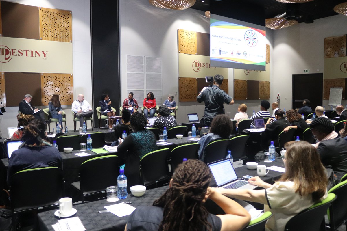 CommsConference's tweet image. Chair Silungile Mlambo&apos;s dream team with creatives with Markus Botha, Rob Campbell, Kudzi Mathabire, Jodi Calvert and  Samu Makhathini and Dr. Sue Goldstein discuss what it takes to pull off a successful campaign #commsconference2018 #commsforchange