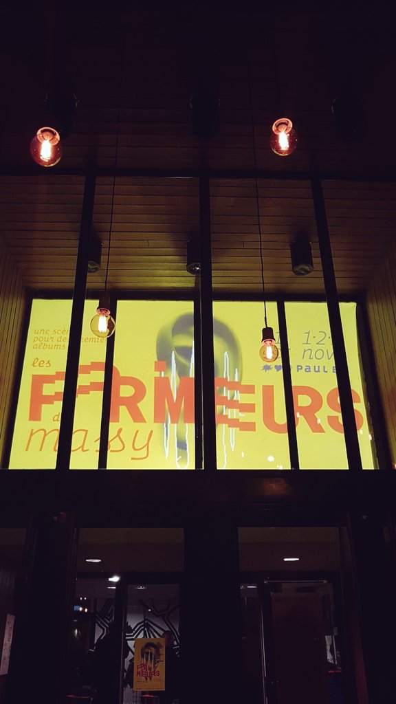 twittecaro's tweet photo. Le festival des primeurs de Massy  #Minuit #ClementBazin #soir1 #decouvertes #5artistesparsoir #1eralbum #encore3soirs
#paristropical https://t.co/99TaYTC0NK